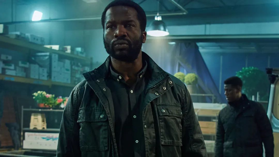 都市街头版“权力的游戏”，却很少有人提及，它值得登上更多榜单