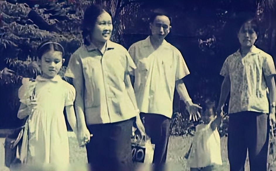 凤凰男多可怕？不想为别人而活的张艺谋，却将肖华的人生活成悲剧