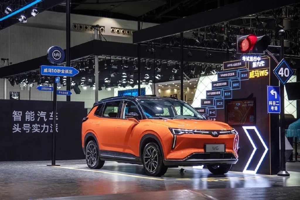 「人汽」大厂没钱了，传统回归了，新造车风口过去了