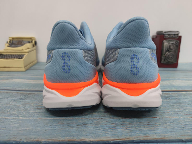 跑鞋刮起轻运动时尚风，咕咚F1健跑鞋体验