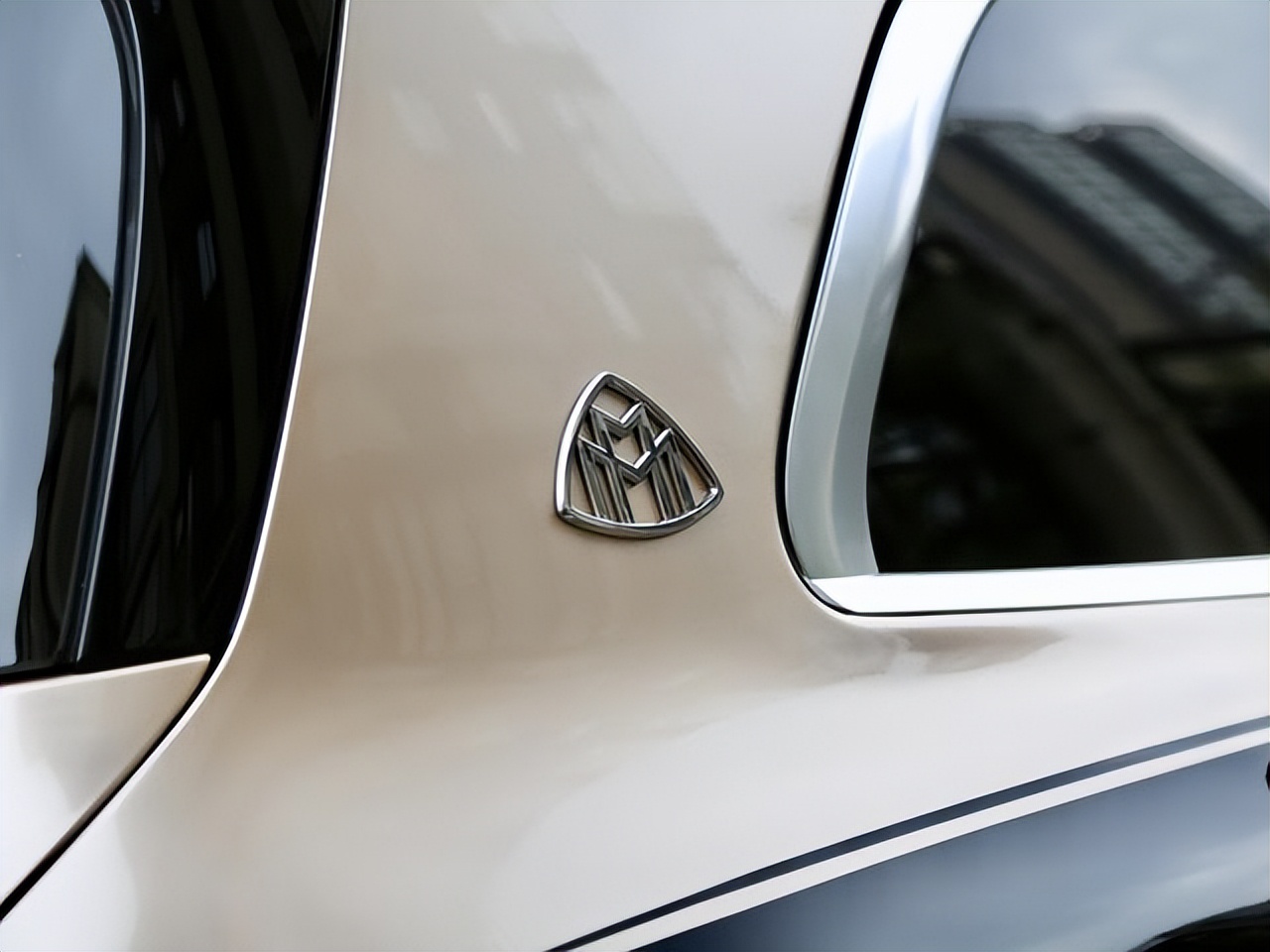 最新1-2月，均价350万迈巴赫GLS狂卖642台，成进口SUV利润王
