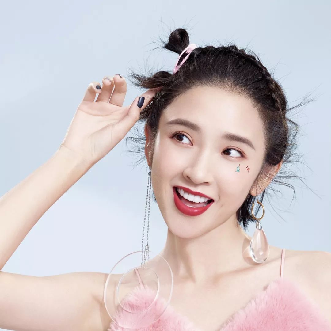 “巴蜀之地”出美人，这10位川妹子女明星，个个国色天香貌美如花