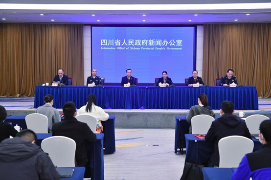 7旬老人护孙砍伤酒后闹事者获刑，申诉“正当防卫”被驳回｜今日法治硬核