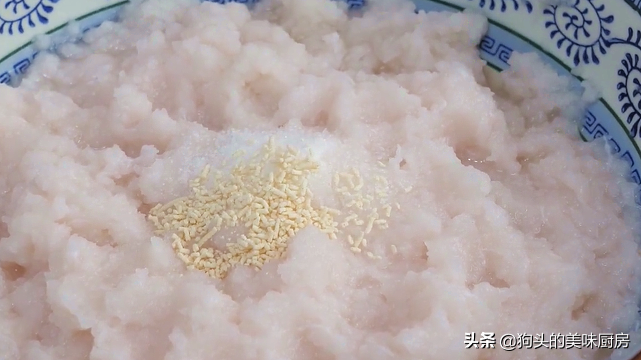 大厨分享秘制鱼丸，Q弹爽口，学会不用出去买，年夜饭就吃它了