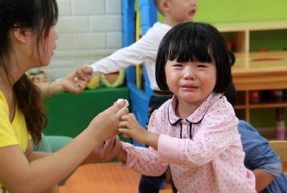 幼儿园一家长在群里的聊天记录，真叫人大开眼界，老师：我太难了