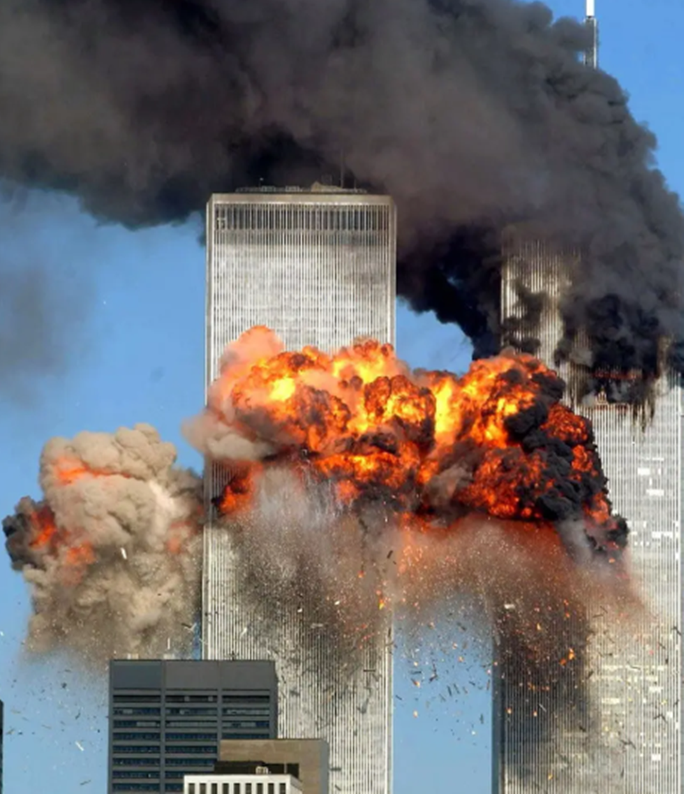 2001年三架飞机撞向美国大楼，空姐留下的20分钟录音，将真相还原