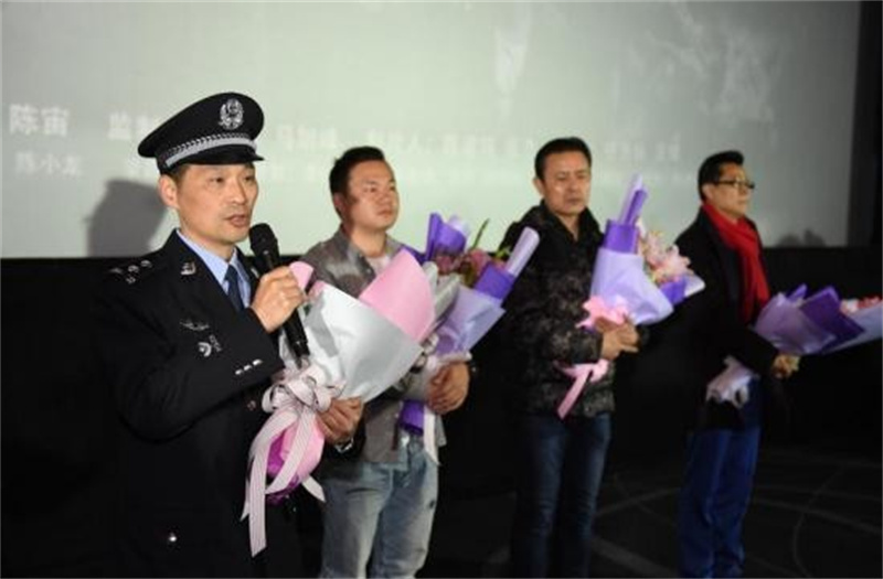 “贼王”12岁行窃，偷出千万身家，被抓时：别让我儿子知道我是贼