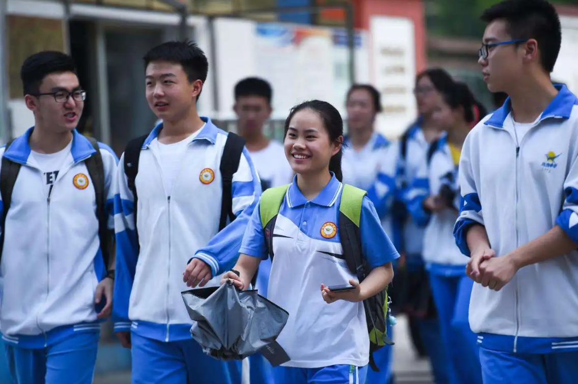 高考若是“统一试卷”，各个省份表现不同，浙江考生笑得最大声