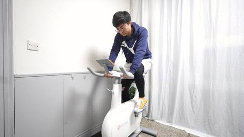 野小兽m2动感单车+健腹轮+健身手套—我的减重装备+饮食清单