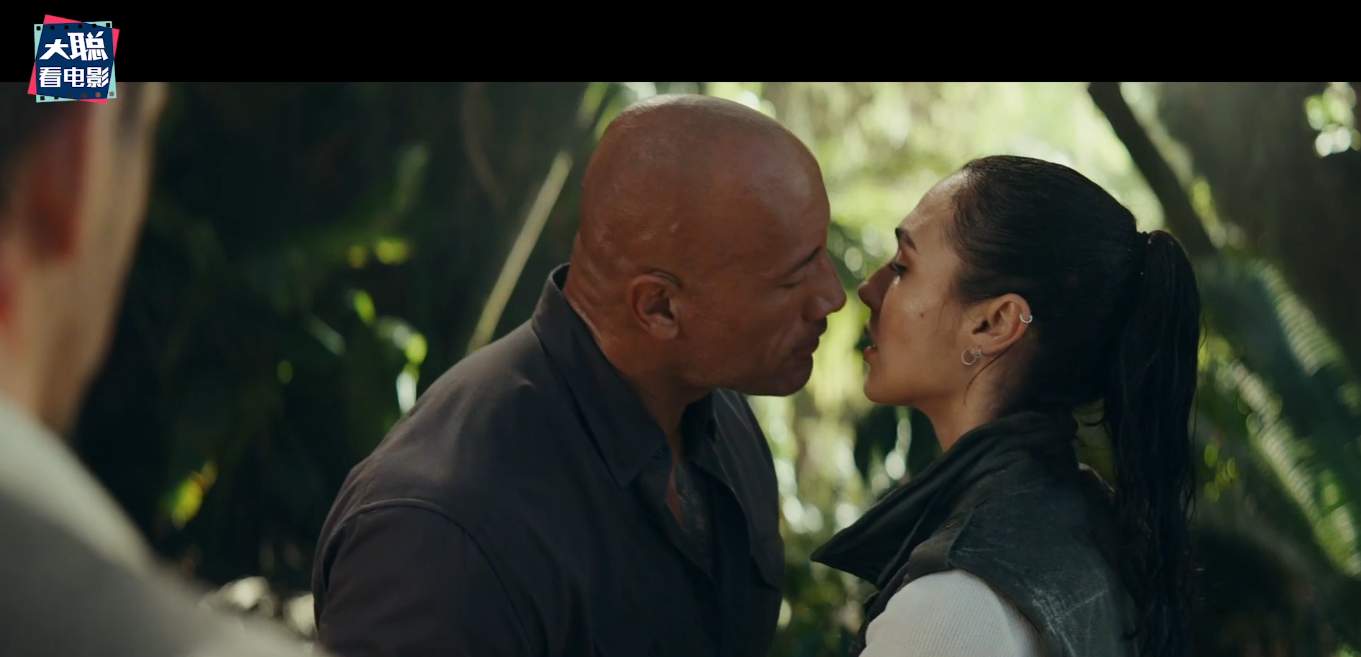 《红色通缉令》解析！看美美的加朵就好啦！还需要剧情逻辑吗？