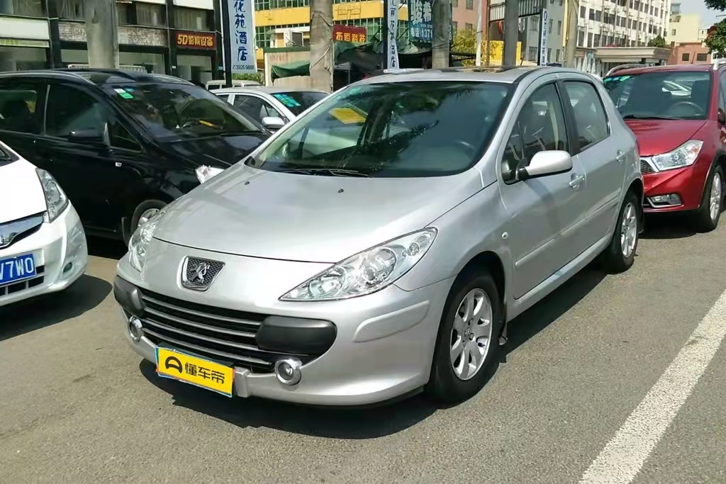 一万块钱可以买到的二手车，用车成本低