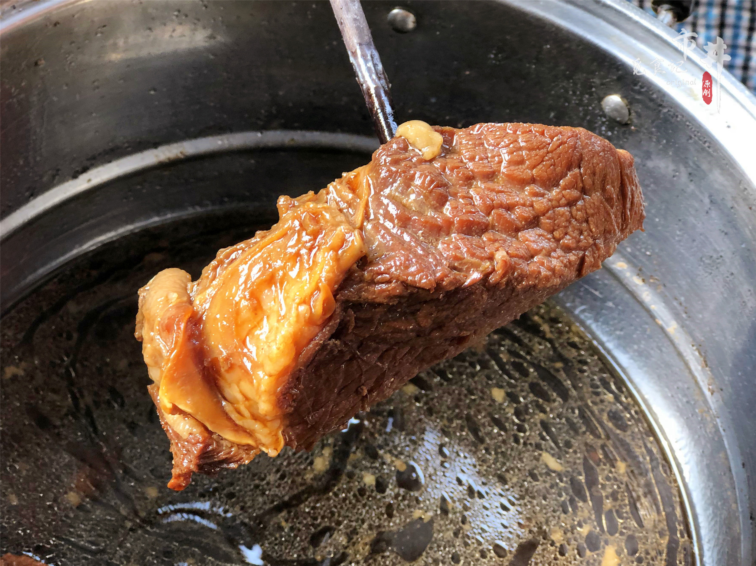 我家拿手的滷牛肉，只需4樣配料，牛肉味道香縮水少，能拿去賣了