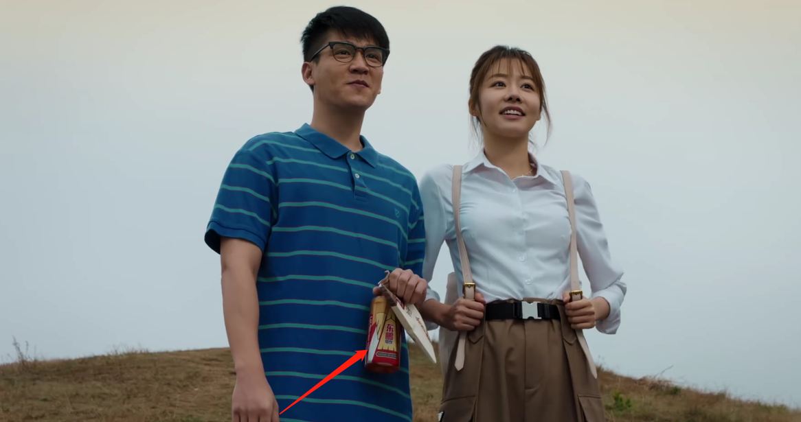 论植入，谁有《幸福到万家》这么肆无忌惮？遍地广告却没人反感