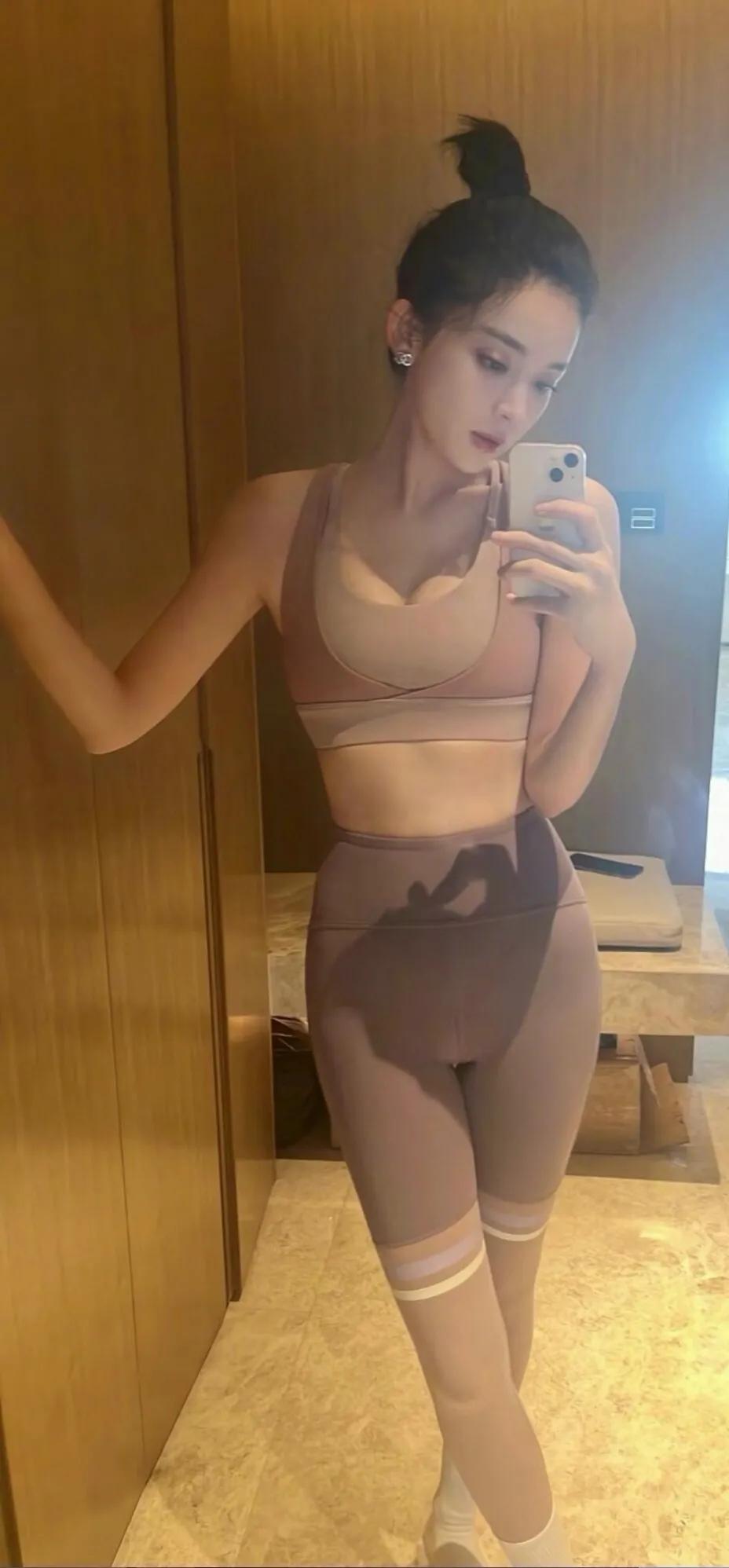 古丽娜扎写真集