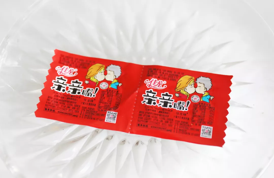 一口入魂！15款童年辣条评测，5毛钱就能买到的快乐