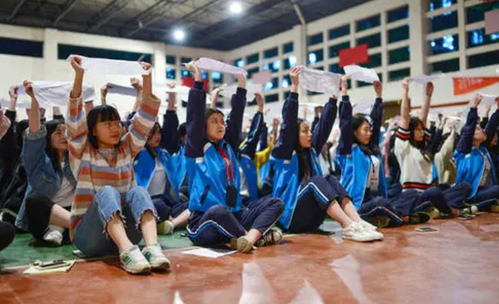 选院校和专业是有口诀的，2022考生记得提前收藏，有不同选择标准