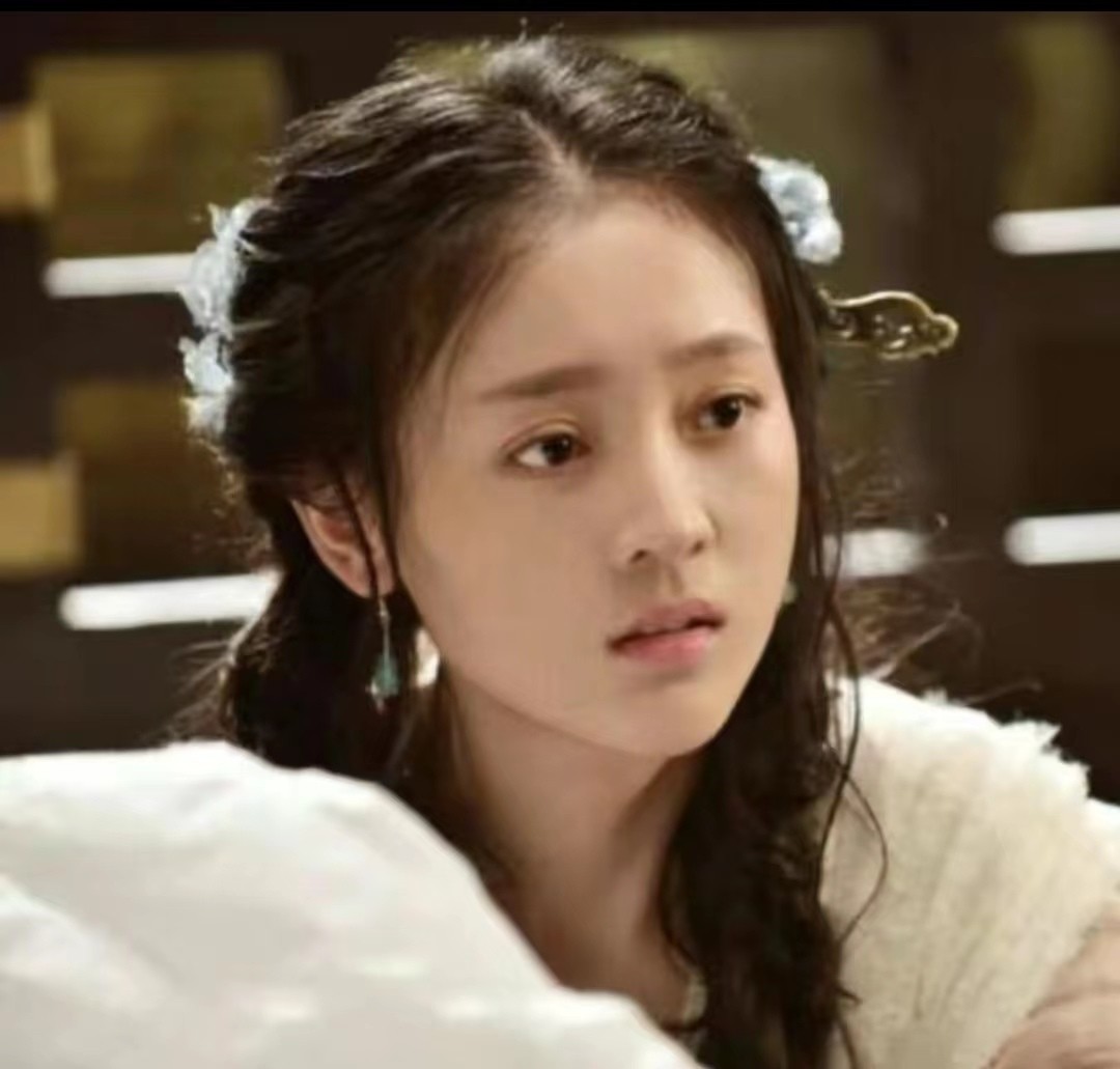 同样是“双马尾”，杨幂娇俏，吕一清纯，林心如太“辣眼睛”