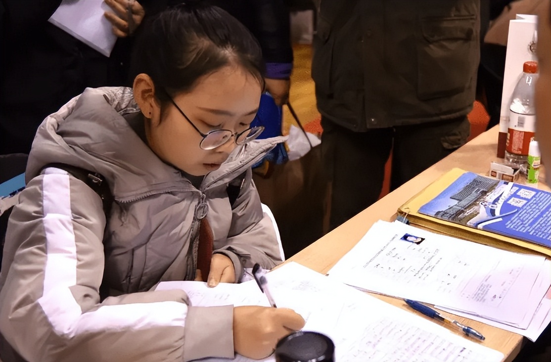 多所高校考研新规？必须有“两证”才能录取，否则成绩再好也白搭