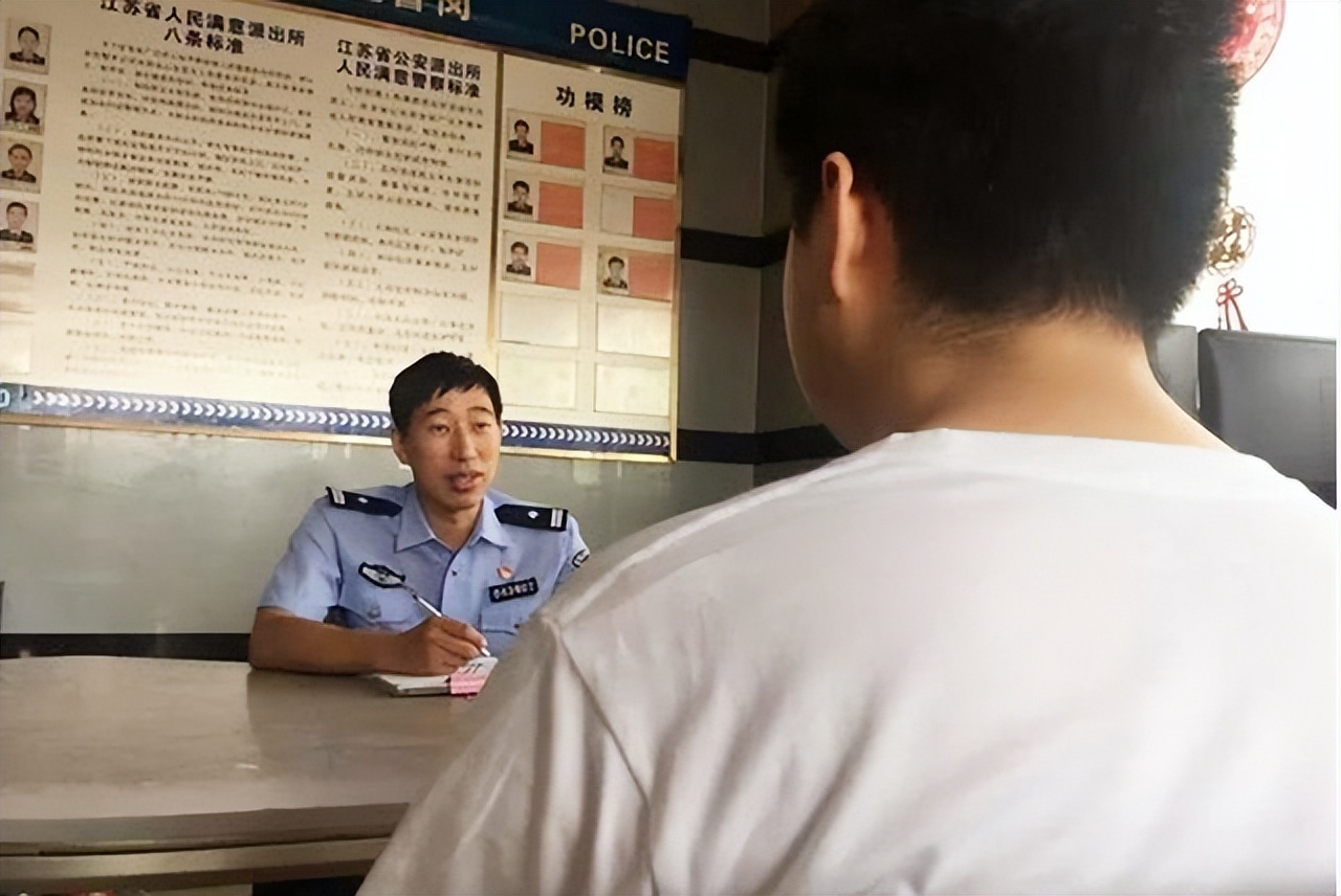 2015年四川小伙参军尿检呈阳性，后了一句话，牵出一桩食品大案