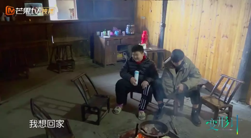 王一博背后的“狠女人”:她被90万人痛骂,为何却成为了最大赢家