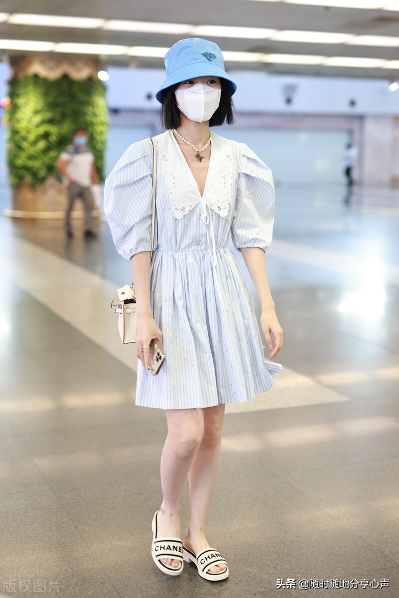 毛晓彤穿搭风格独特