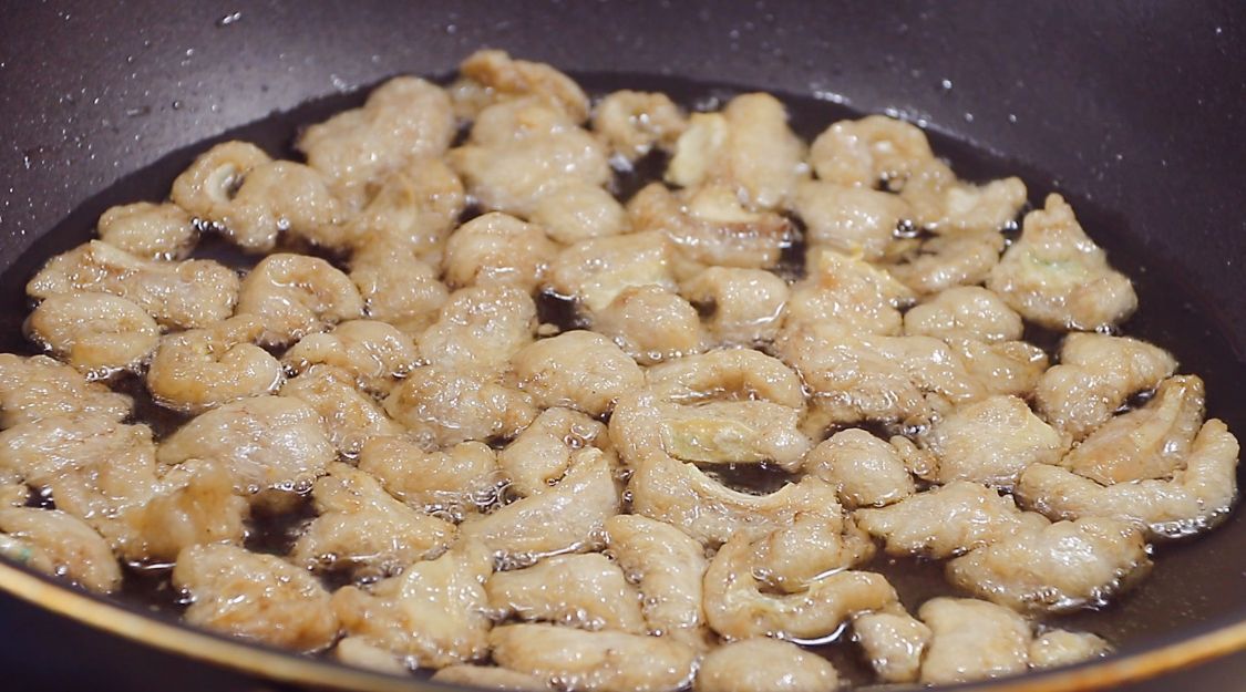 猪身上的一块肉，便宜却很少人吃，有着不可替代的香气，别不懂吃