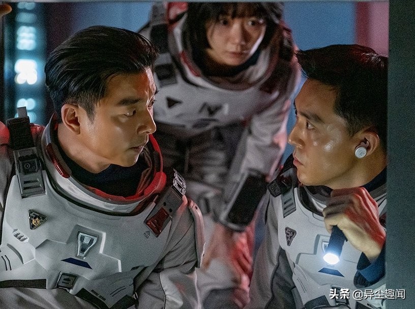 2022年全球受欢迎的韩剧TOP10！《海岸村》、《文森佐》都进榜