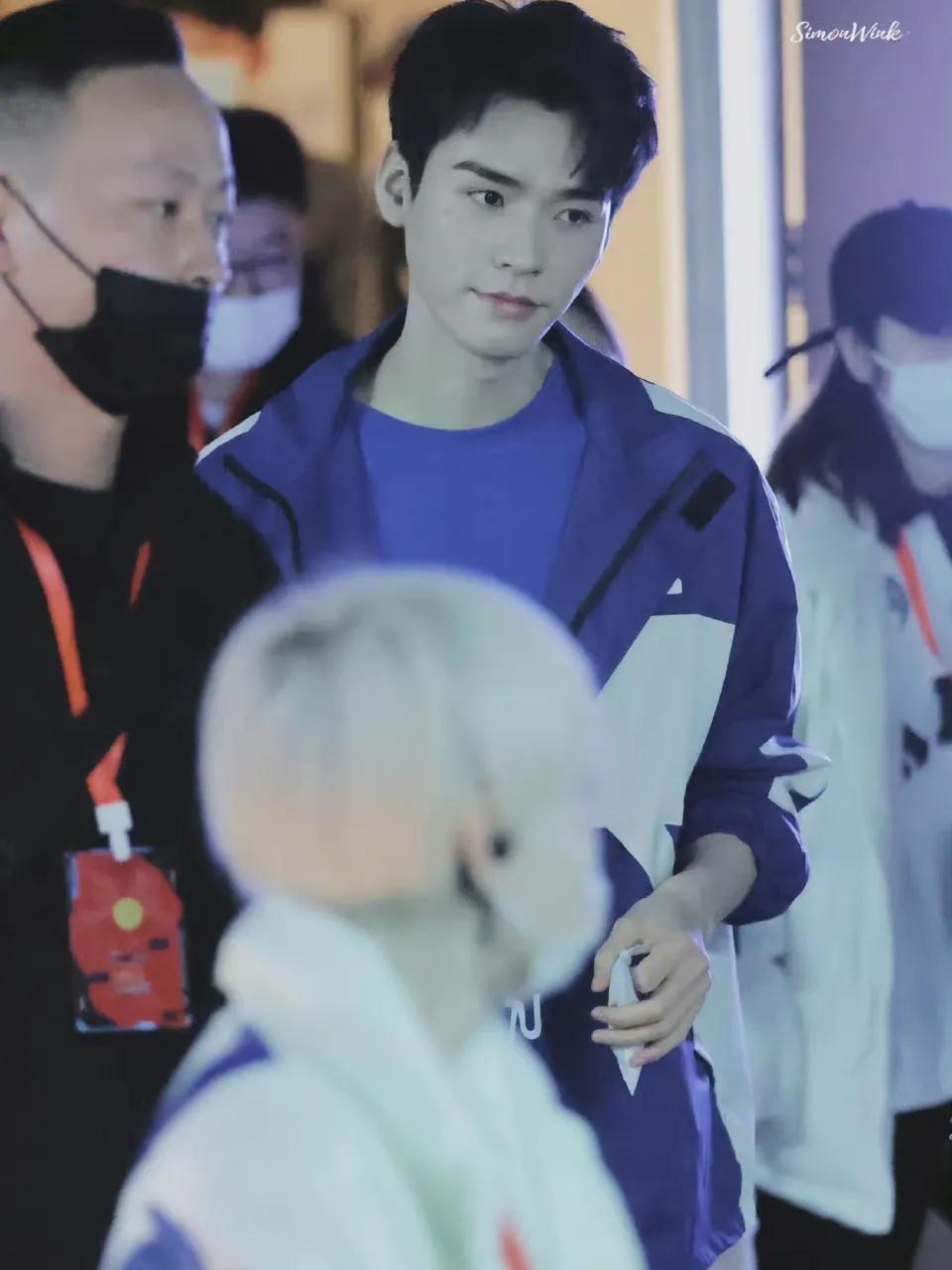 生图比精修好看的十位男明星：杨洋朱一龙太精致，任嘉伦肖战惊艳