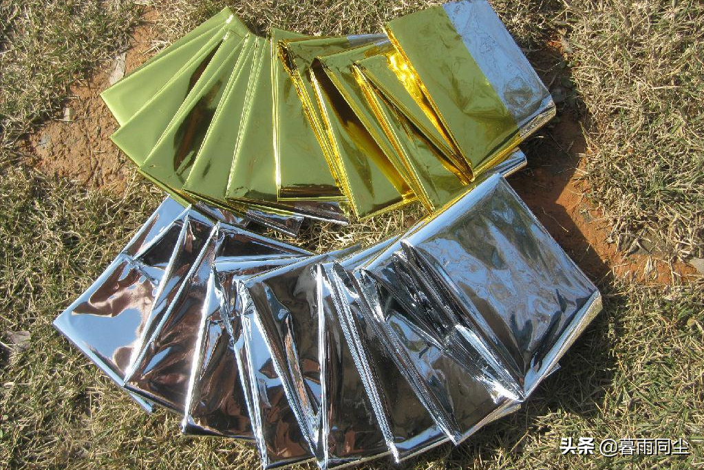 徒步、登山、穿越、探險，進入荒野時應該始終攜帶的14種生存工具