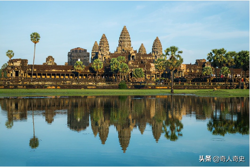 白人的天堂，女人的地狱，“黄赌毒”泛滥的柬埔寨，到底有多乱？