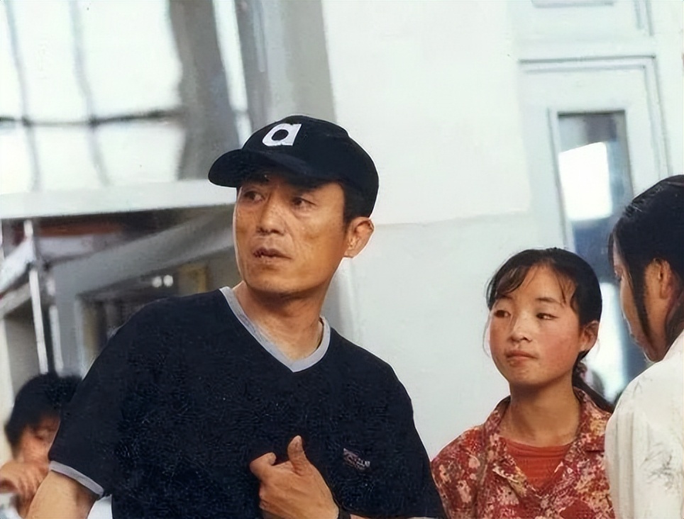 被张艺谋劝退娱圈后，转身嫁美籍华人，“谋女郎”魏敏芝怎样了？