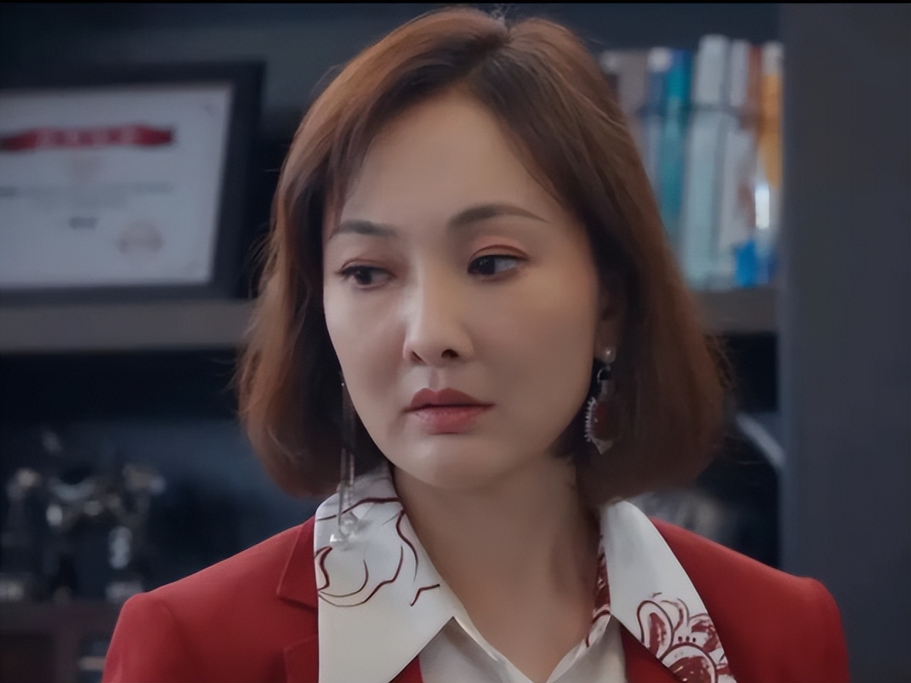 《林深见鹿》剧照其实从一个个角色中能够看得出来,重新出发的牛莉