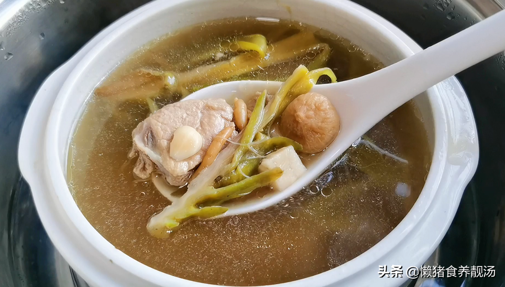 广东妈妈常煲的太子参六宝汤,健脾祛湿又营养,孩子常喝体质好