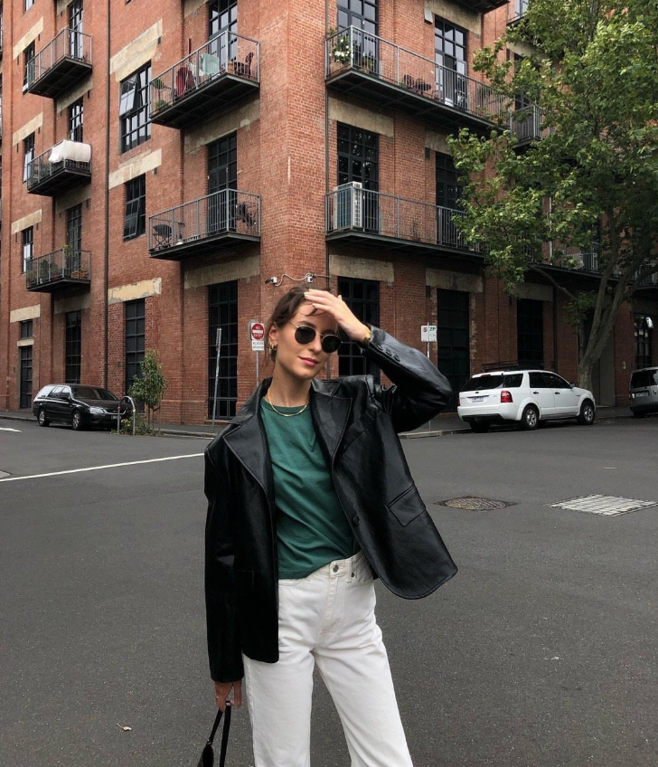 墨尔本博主Jessica Alizzi小个子女生穿搭风格 时髦随性的时尚feel