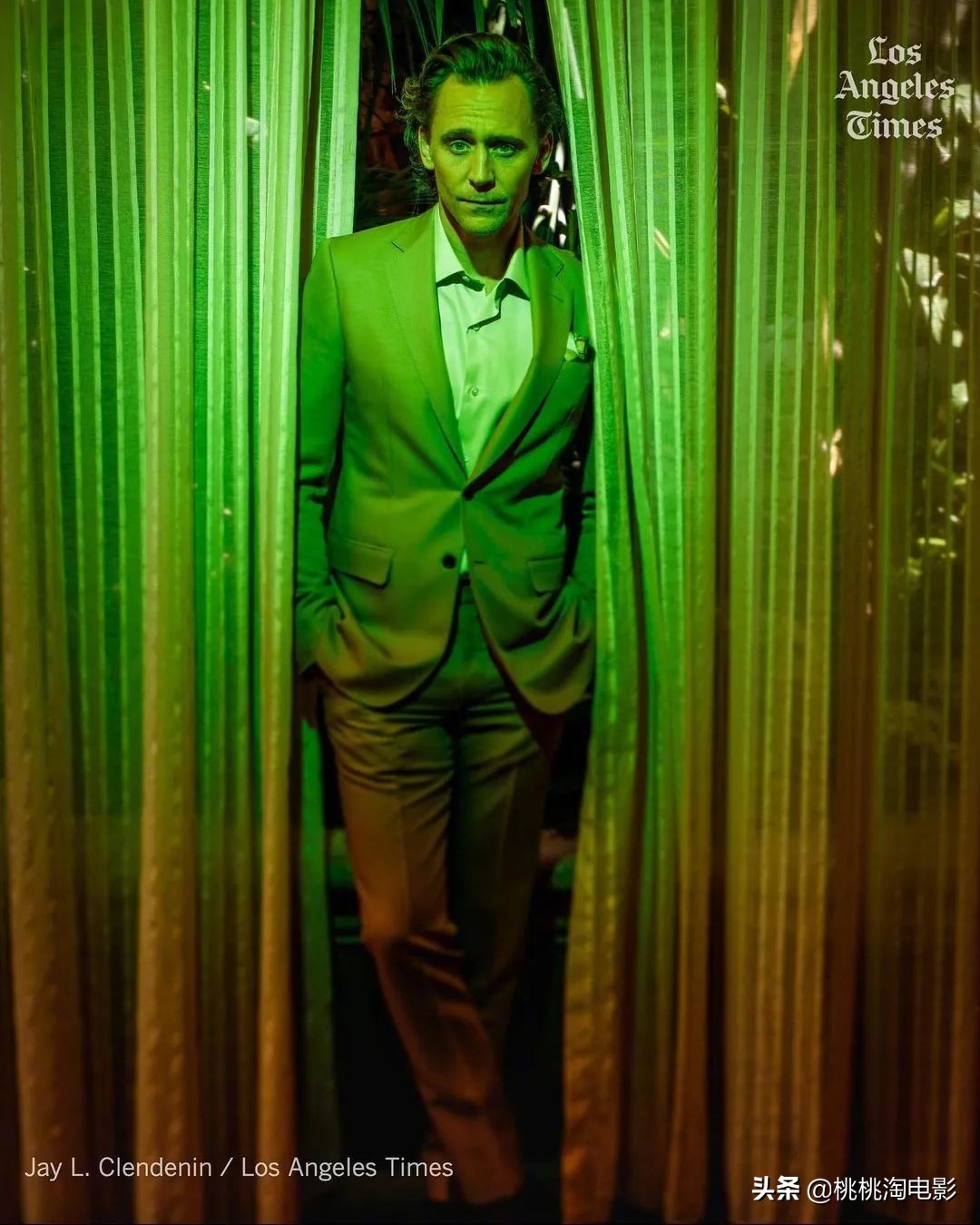 英伦绅士汤姆·希德勒斯顿时尚大片，质感型男深情款款