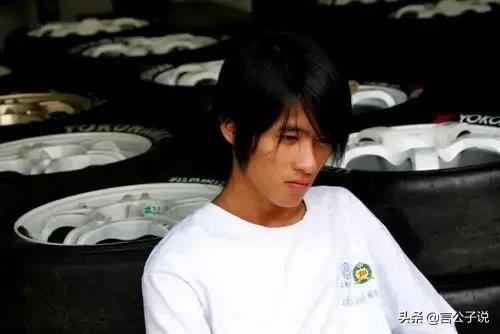 7位有“叠姓”名字的明星，有人家喻户晓，有人不温不火，差距大