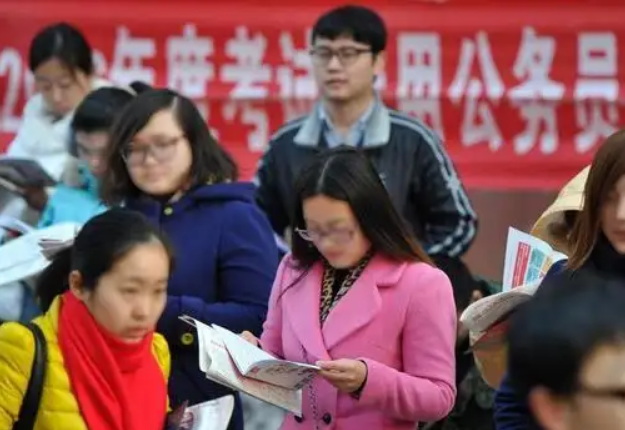 “非师范生不得从教”呼声高涨，有关部门回应，让师范生处境很难