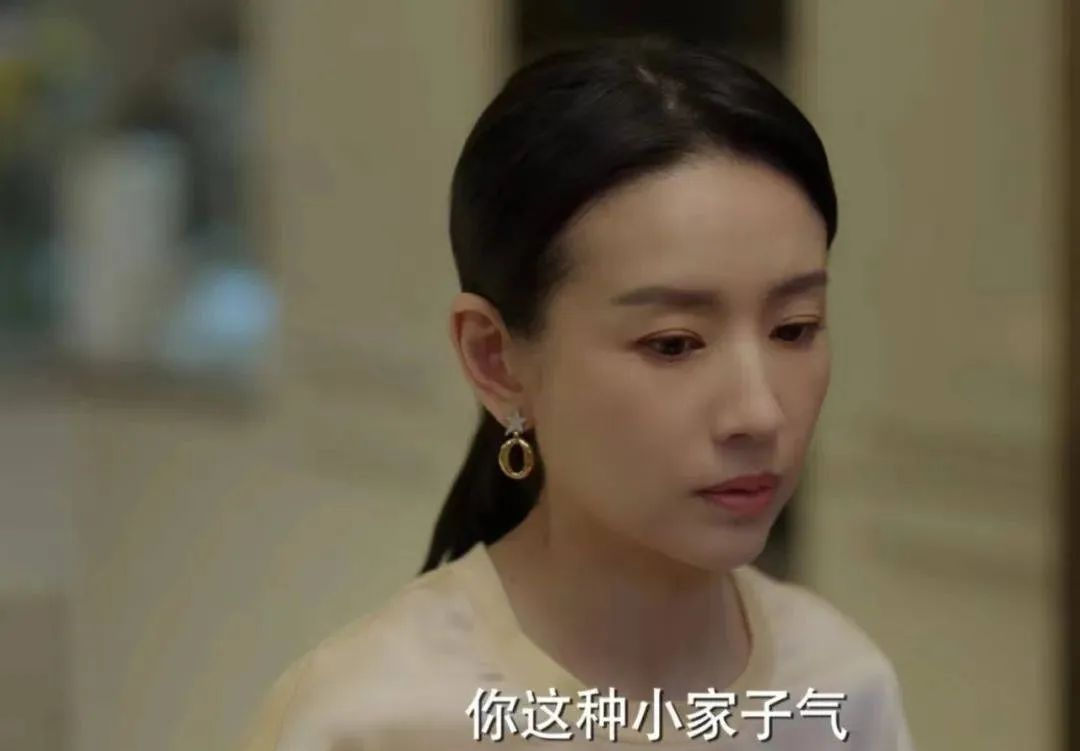 张雨绮和董洁，都卷成这样了？