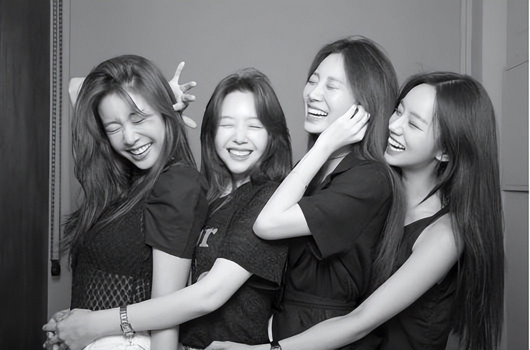 惠利靠1988德善爆火，带红全团却被诬陷耍大牌，组合10年关系亲密