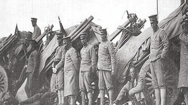 1955年授勋前夕，主席和总理一致认可他来主持典礼，他是谁？