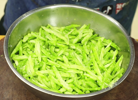 建议中老年人：上班犯困，多吃这五种食物，让你健康身体棒