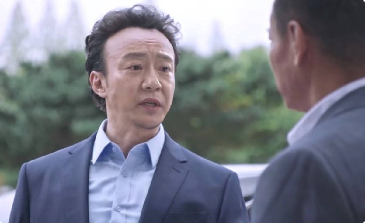 闫妮同学李至强：演完《突围》再演《幸福到万家》，换张脸没认出