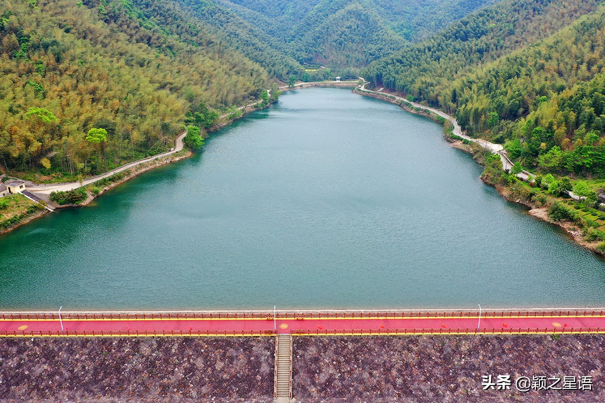 奉化印家坑村，村里有畲族人，宁波唯一有少数民族居住的村庄