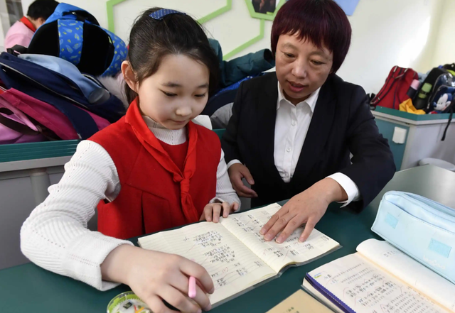 中小学要改为“5+4+2”学制，并预计2023年实行，教育部回应了