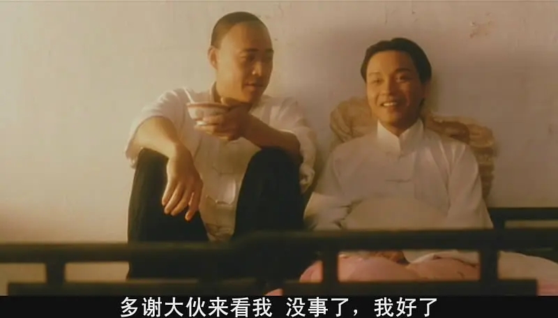 还记得《霸王别姬》的小豆子吗？一个要出家一个被张国荣改变命运