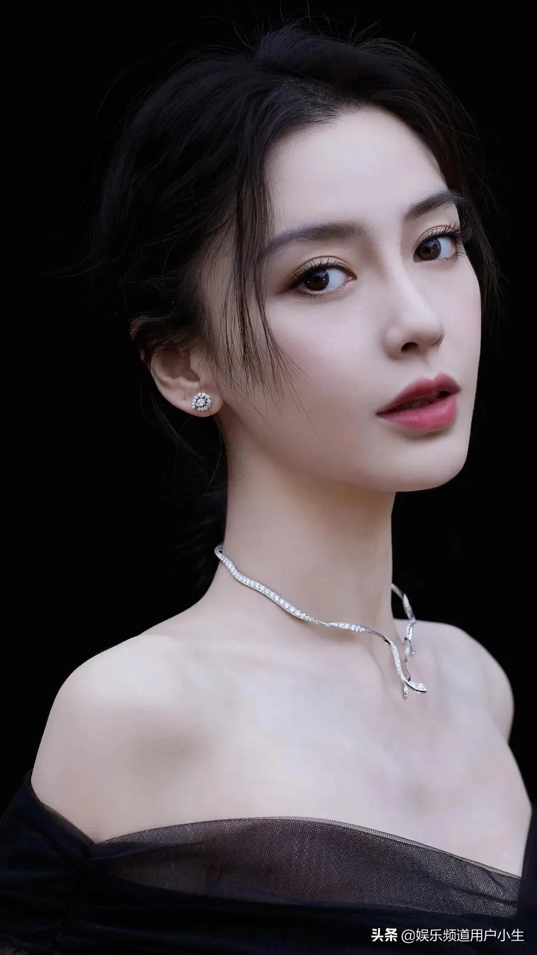 美丽动人的女神——Angelababy