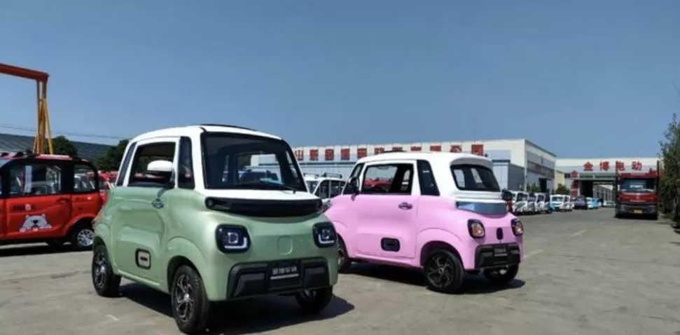 一辆1万元左右的老年代步车,出厂价要多少?行内人说了实话
