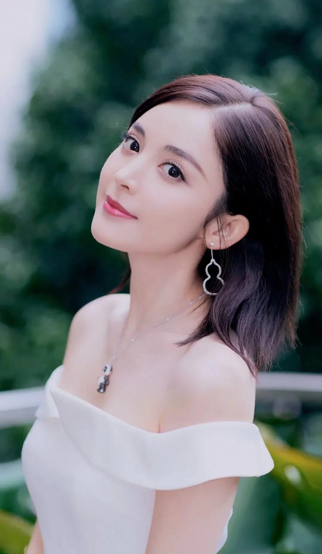 古丽娜扎写真集