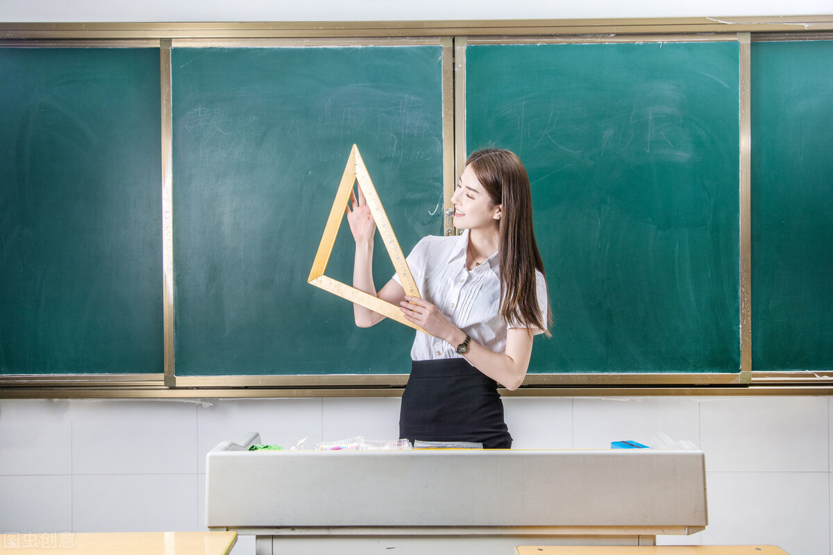 成绩好不如专业好，就业前景好的6类专业，高考生要慎重填报