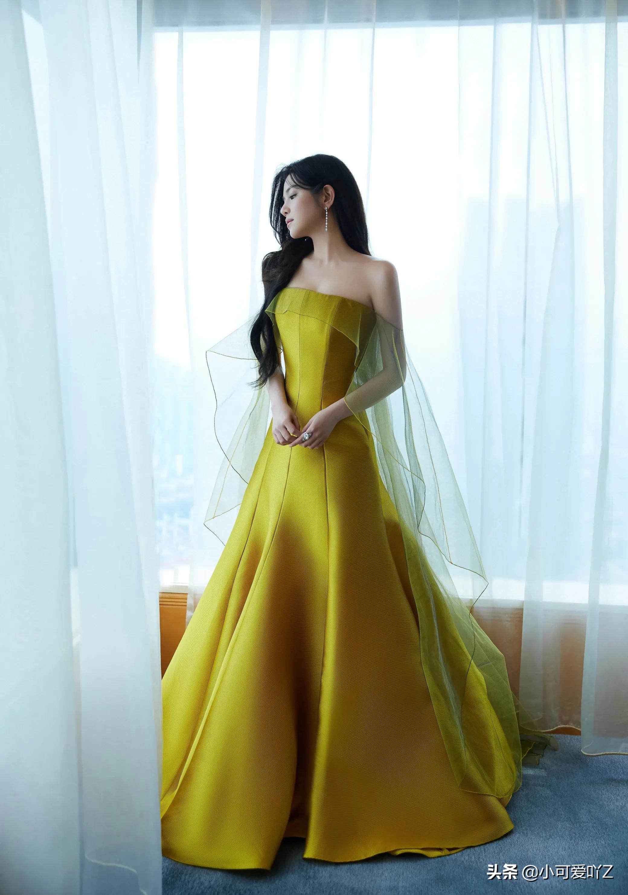 陈妍希，甜美温柔，优雅气质，靓丽绝美